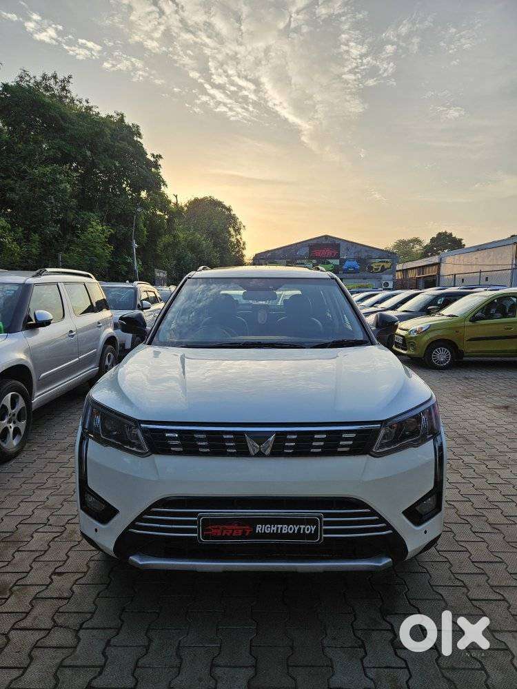 Mahindra Xuv300 W8 Option, 2022, Petrol