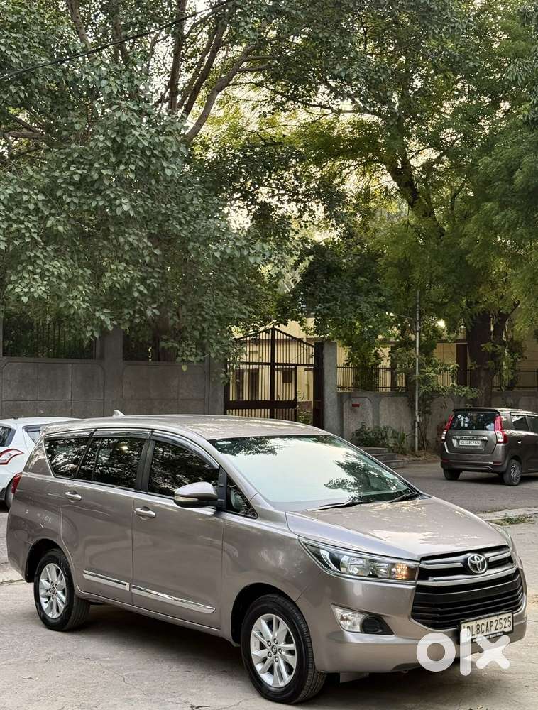 Toyota Innova Crysta 2.4 G Mt, 2016, Diesel