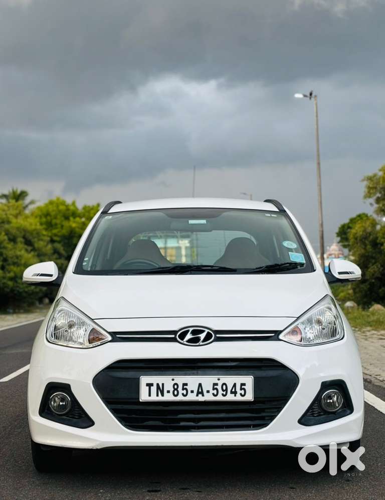 Hyundai Grand I10 2015 Petrol Well Maintained