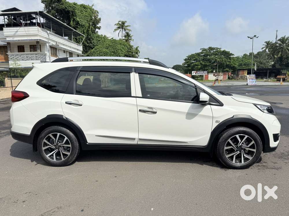 Honda Br-v I-vtec E Mt, 2016, Petrol