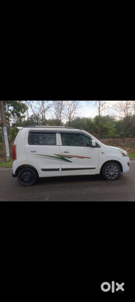 Maruti Suzuki Wagon R Vxi 1.0, 2016, Petrol