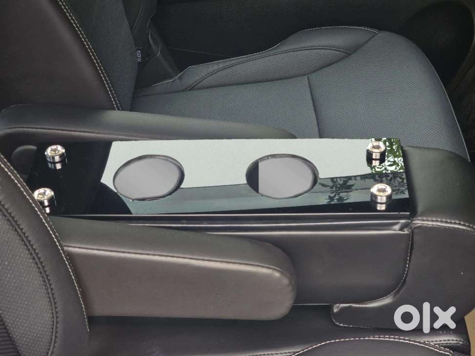 Maruti Suzuki Xl6 1.5 Alpha Plus At Dual Tone, 2025, Petrol