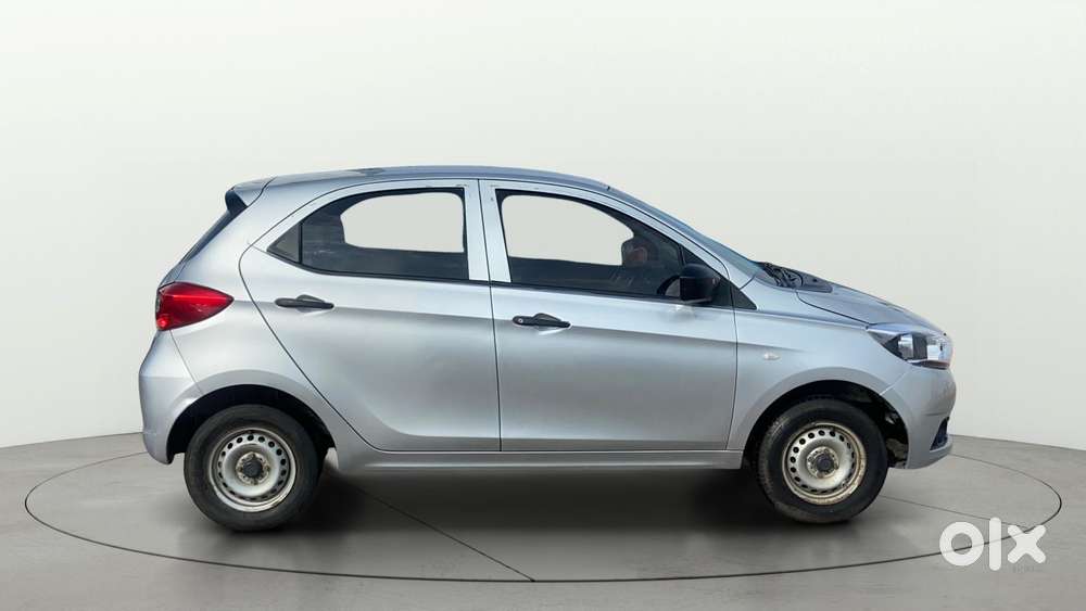 Tata Tiago Xe, 2019, Petrol