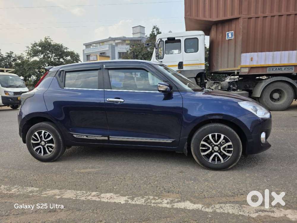 Maruti Suzuki Swift Amt Vvt Zxi, 2023, Petrol