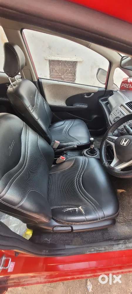 Honda Jazz 2011 Model Petrol, 94316 Kilometers. Valid Upto 8/6/2026