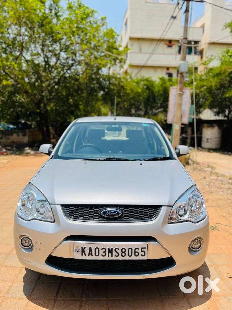 Ford Fiesta Petrol Titanium, 2013, Petrol