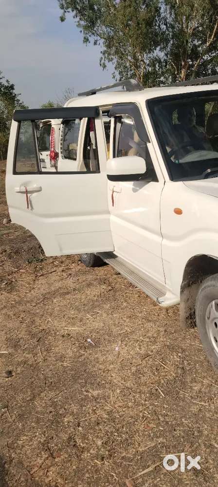Mahindra Scorpio 2013 Diesel 150000 Km Driven