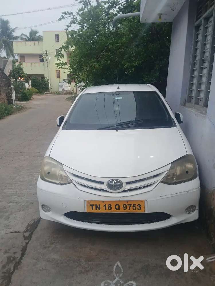 Toyota Etios Liva 2013
