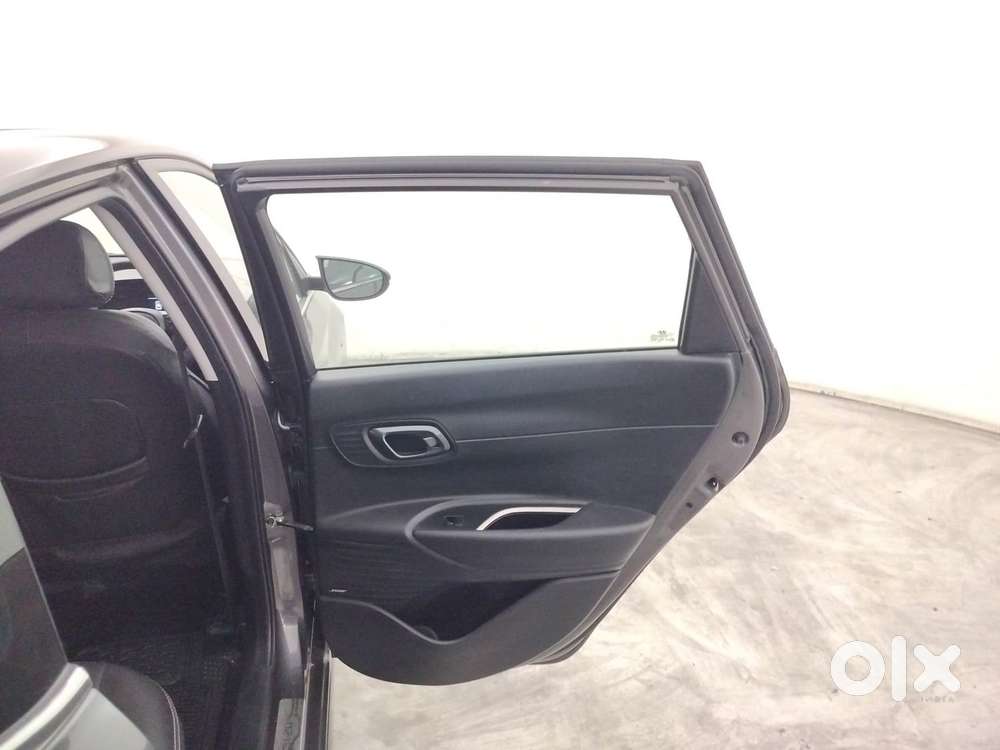 Hyundai I20 Asta (o) 1.2 Ivt, 2023, Petrol