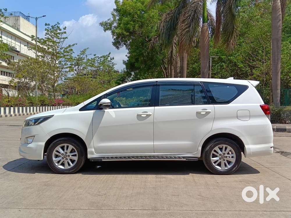 Toyota Innova Crysta G 8 Str, 2016, Diesel