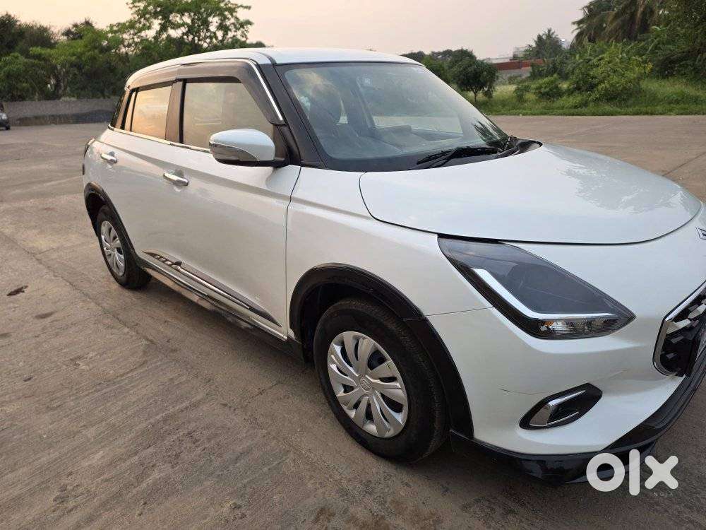 Maruti Suzuki Swift Vxi Optional, 2025, Cng & Hybrids