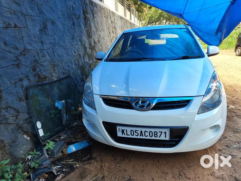 Hyundai I20 2011 Diesel 80 Km Driven New Tyre, No Accident,new Paiting