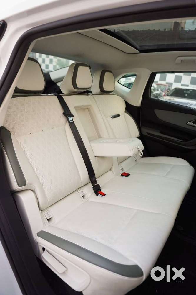 Mahindra Xev 9e Three B79 Kwh, 2025, Electric