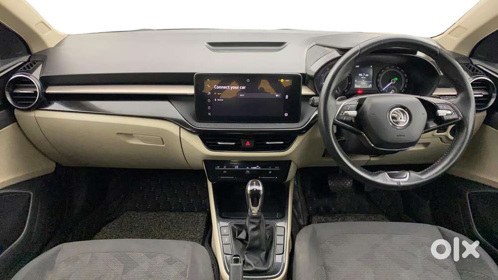 Skoda Slavia 1.0 Ambition Tsi At, 2022, Petrol