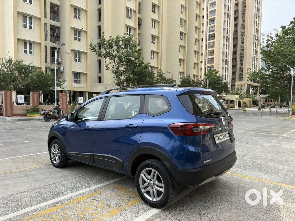 Renault Triber Rxz, 2022, Petrol