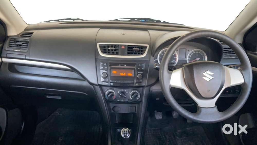 Maruti Suzuki Swift Vxi, 2016, Petrol