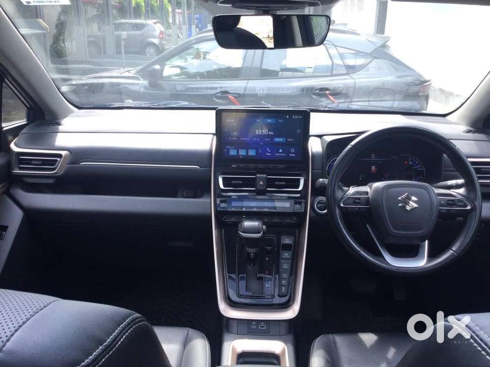 Maruti Suzuki Invicto Alpha Plus 7str, 2023, Electric