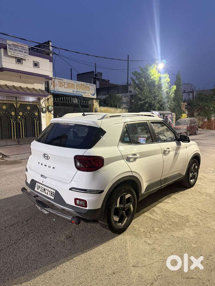 Hyundai Venue 1.2 S Plus, 2021, Petrol