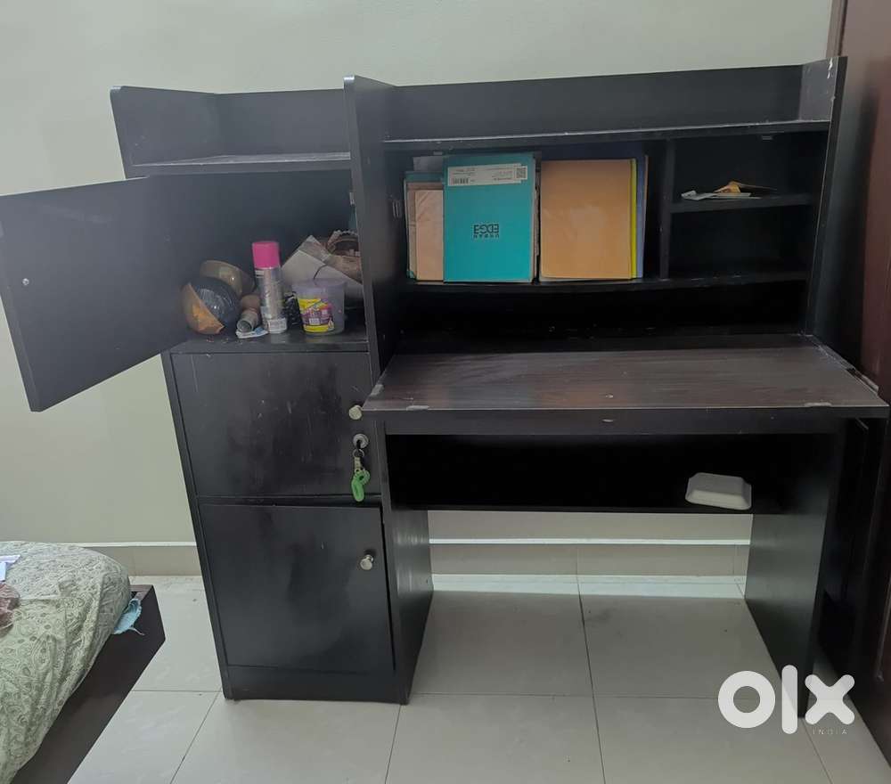 Storage cum study table