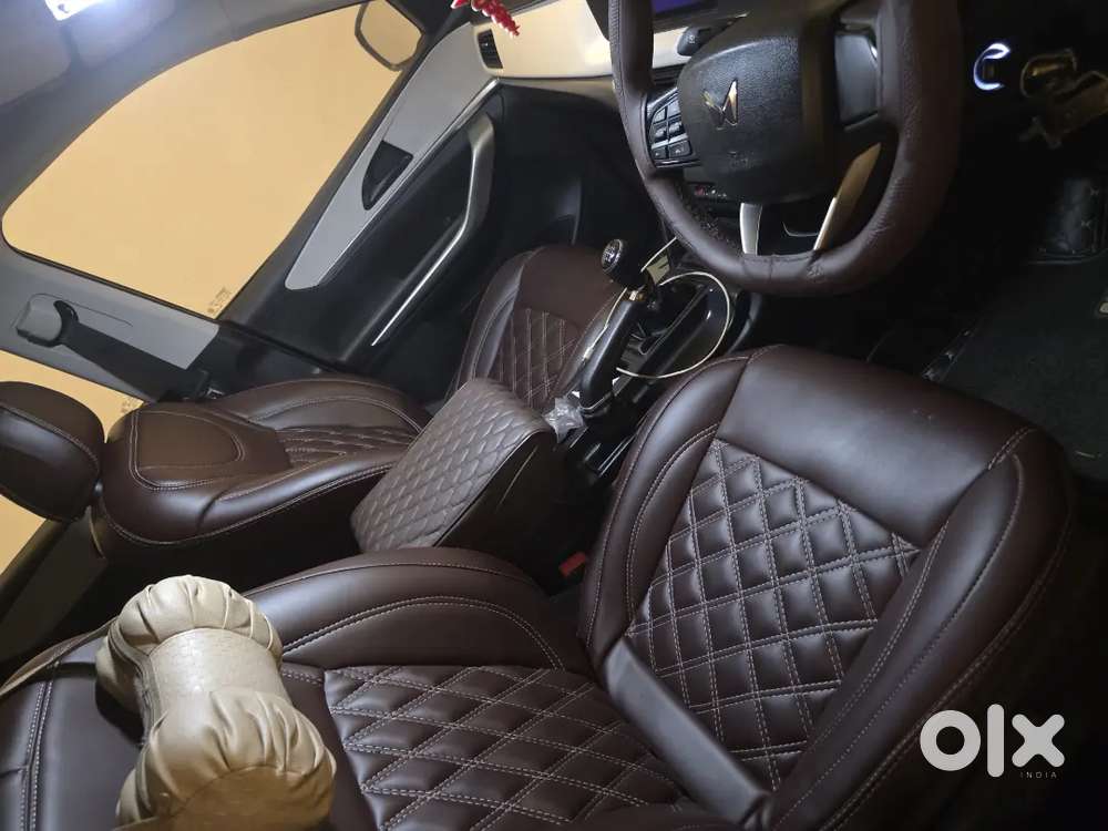 Mahindra Xuv700 Diesel Mt 2025