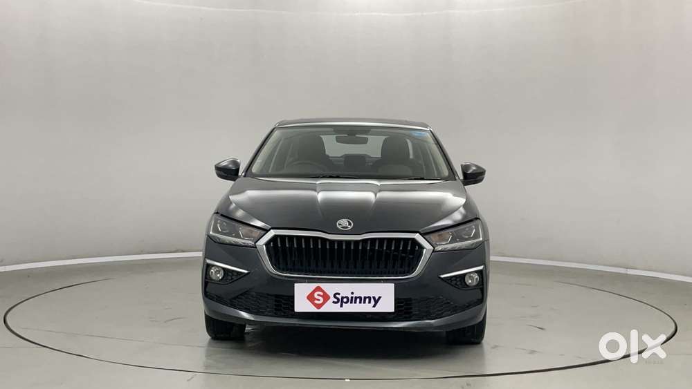 Skoda Slavia Style 1.0l Tsi Mt, 2023, Petrol