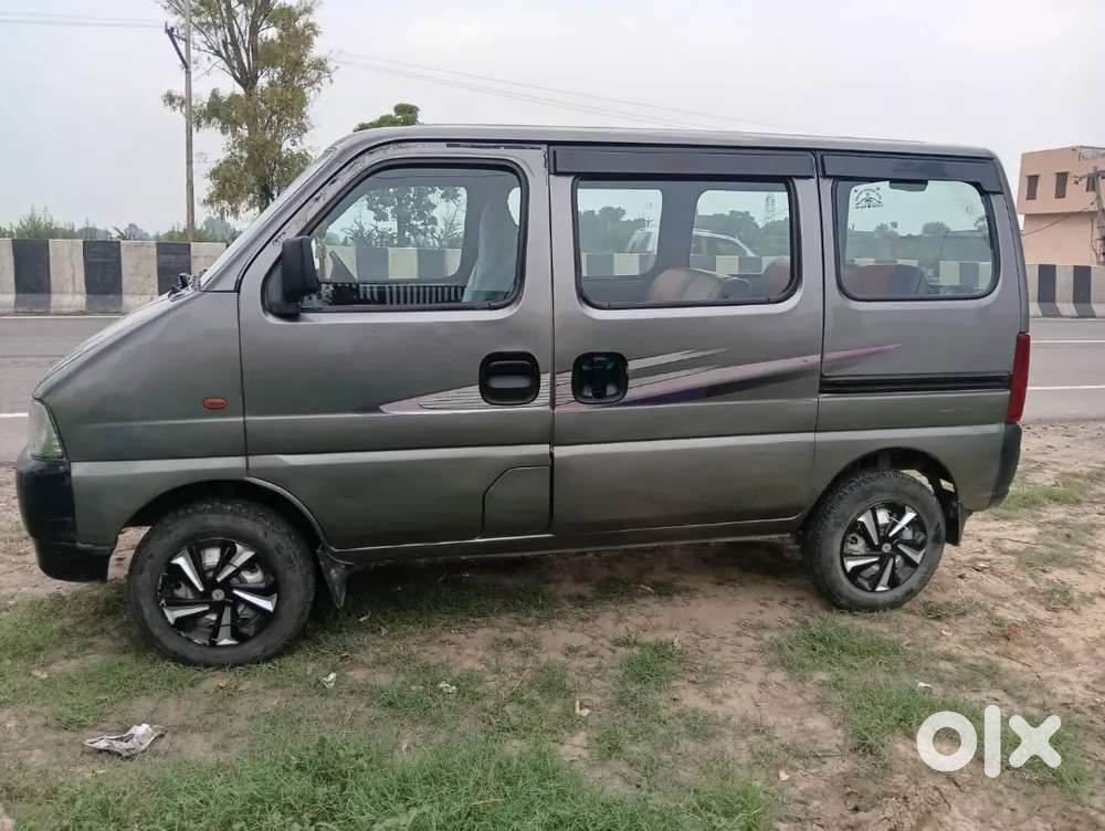 Maruti Suzuki Eeco 7-seater Ac 2016