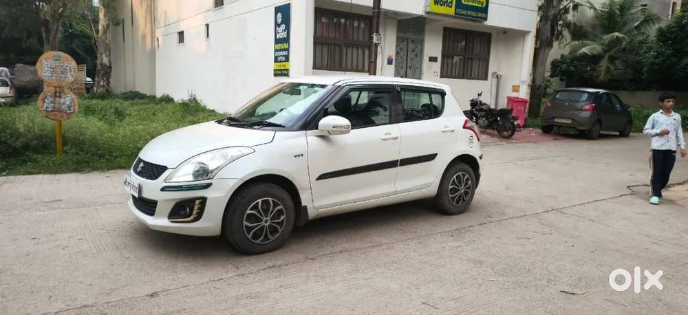 Maruti Suzuki Swift Vxi, 2017, Petrol