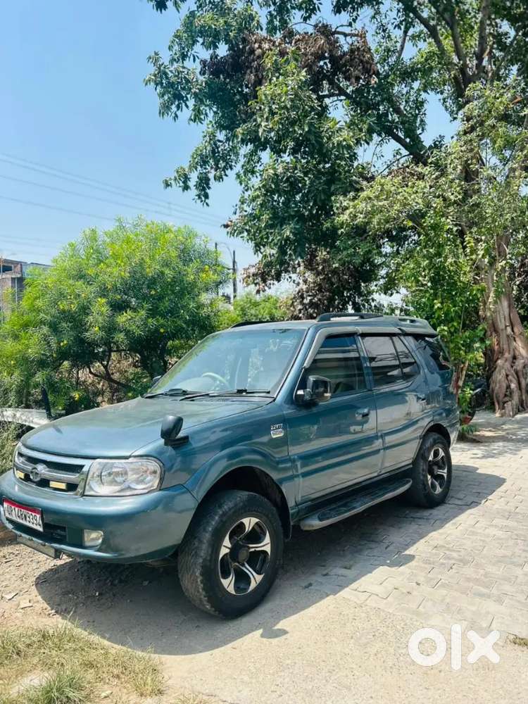 Tata Safari Dicor 2013