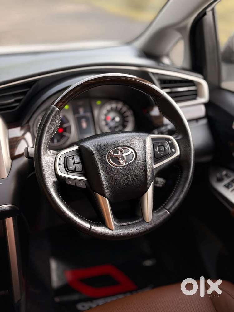Toyota Innova Crysta [2020-ongoing] 2.4 Zx At 7 Str, 2021, Diesel