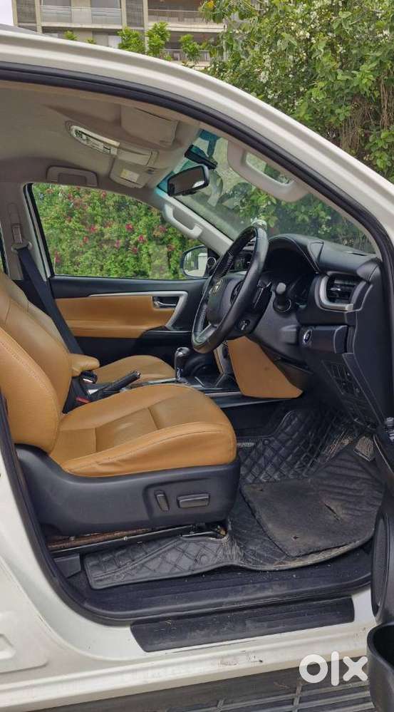 Toyota Fortuner 4x2 At 2.8 Diesel, 2022, Diesel