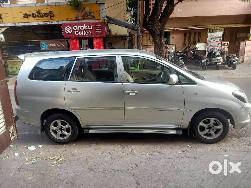 Toyota Innova Diesel G4 2009 Jan Invoicee Done 146000 Kms Single Owner