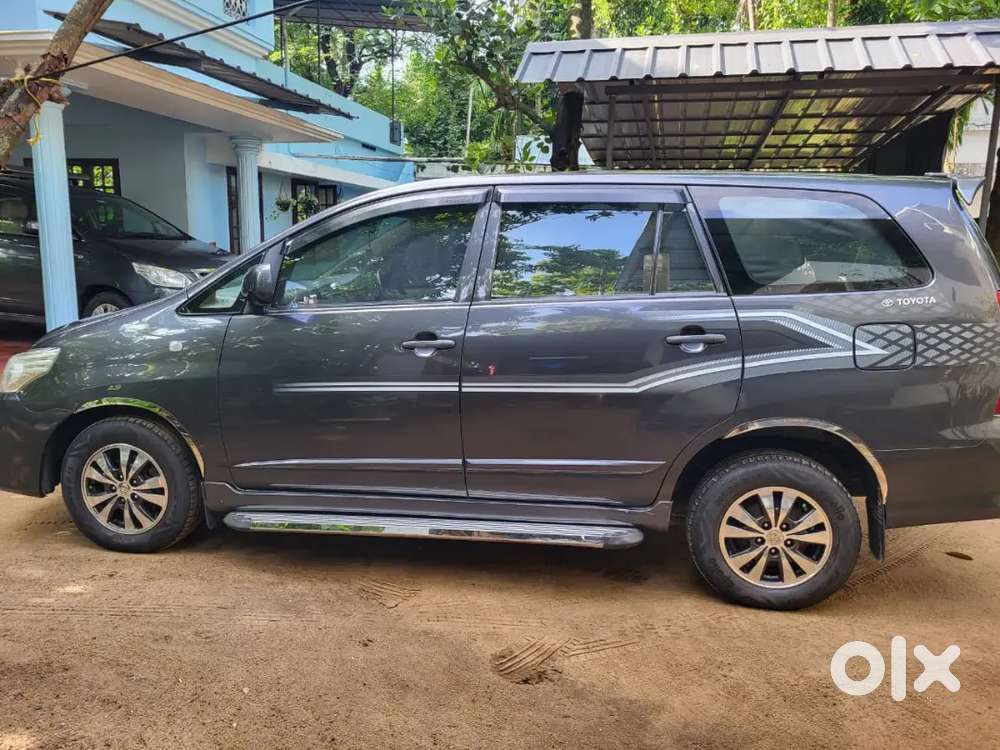 Toyota Innova 2.5 Gx 2015