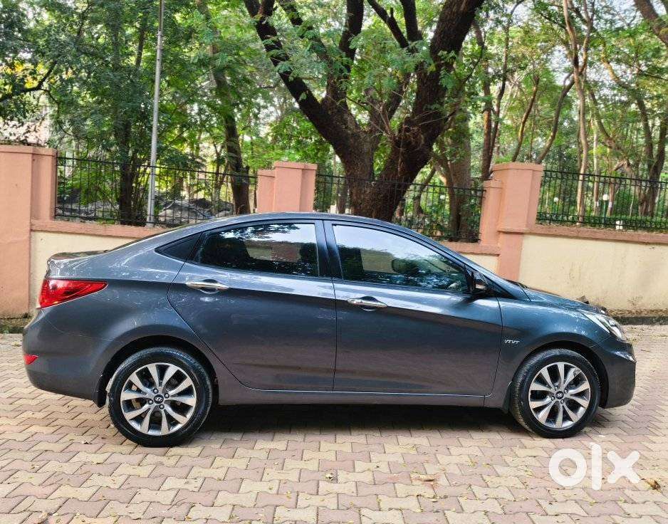 Hyundai Fluidic Verna