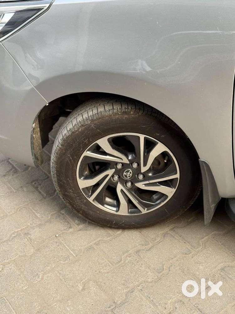 Toyota Innova Crysta 2.4 Gx Limited Edition At 7 Str, 2021, Diesel