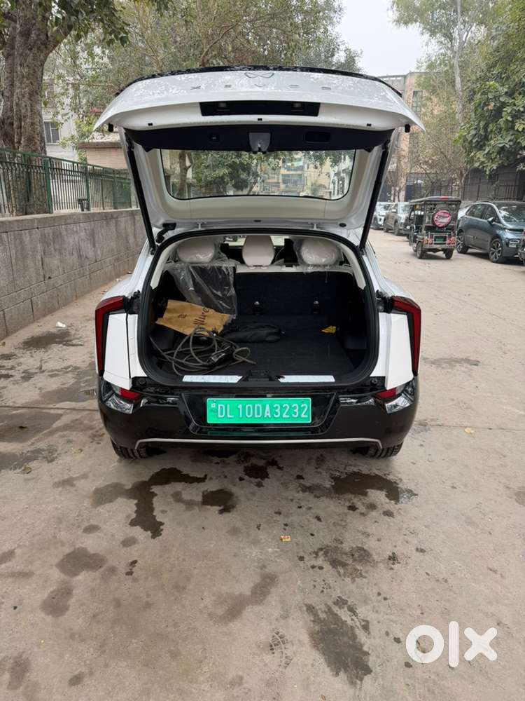 Mahindra Xev 9e 2025 Pack Three Top Model 12000 Km Driven