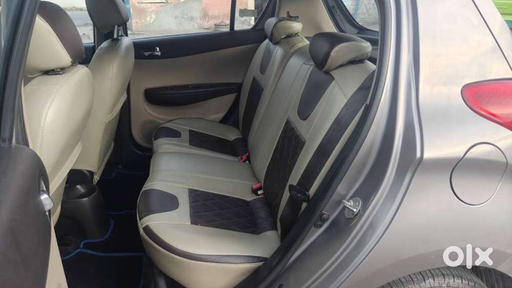 Hyundai i20 Asta 1.4 AT VTVT, 2012, Petrol