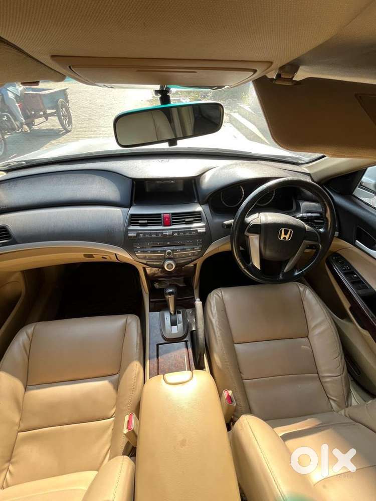 Honda Accord Hybrid 2009 Km Driven