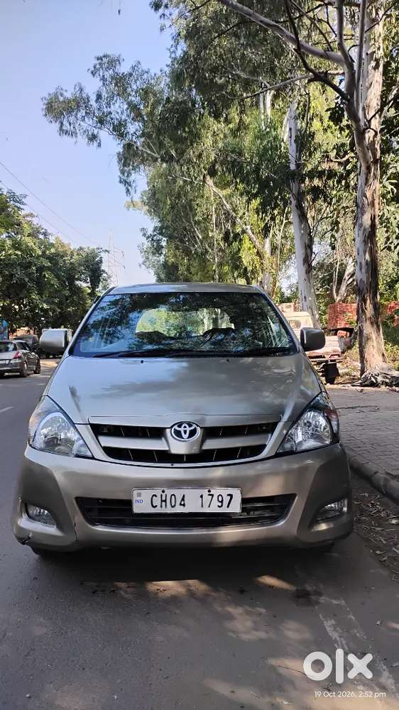 Toyota Innova Diesel 2.5 2007 Urgent Sell