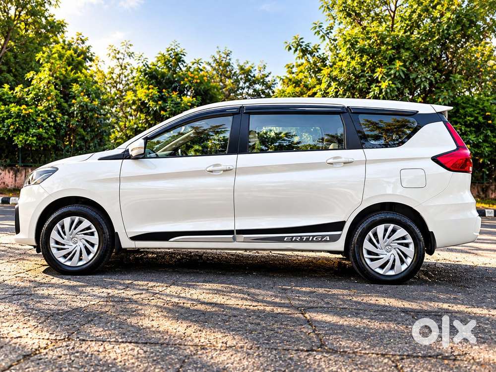 Maruti Suzuki Ertiga Vxi (o) Cng, 2025, Cng & Hybrids