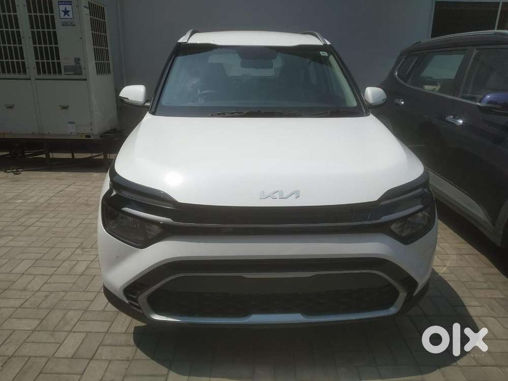 Kia Carens 2024 Petrol Manual