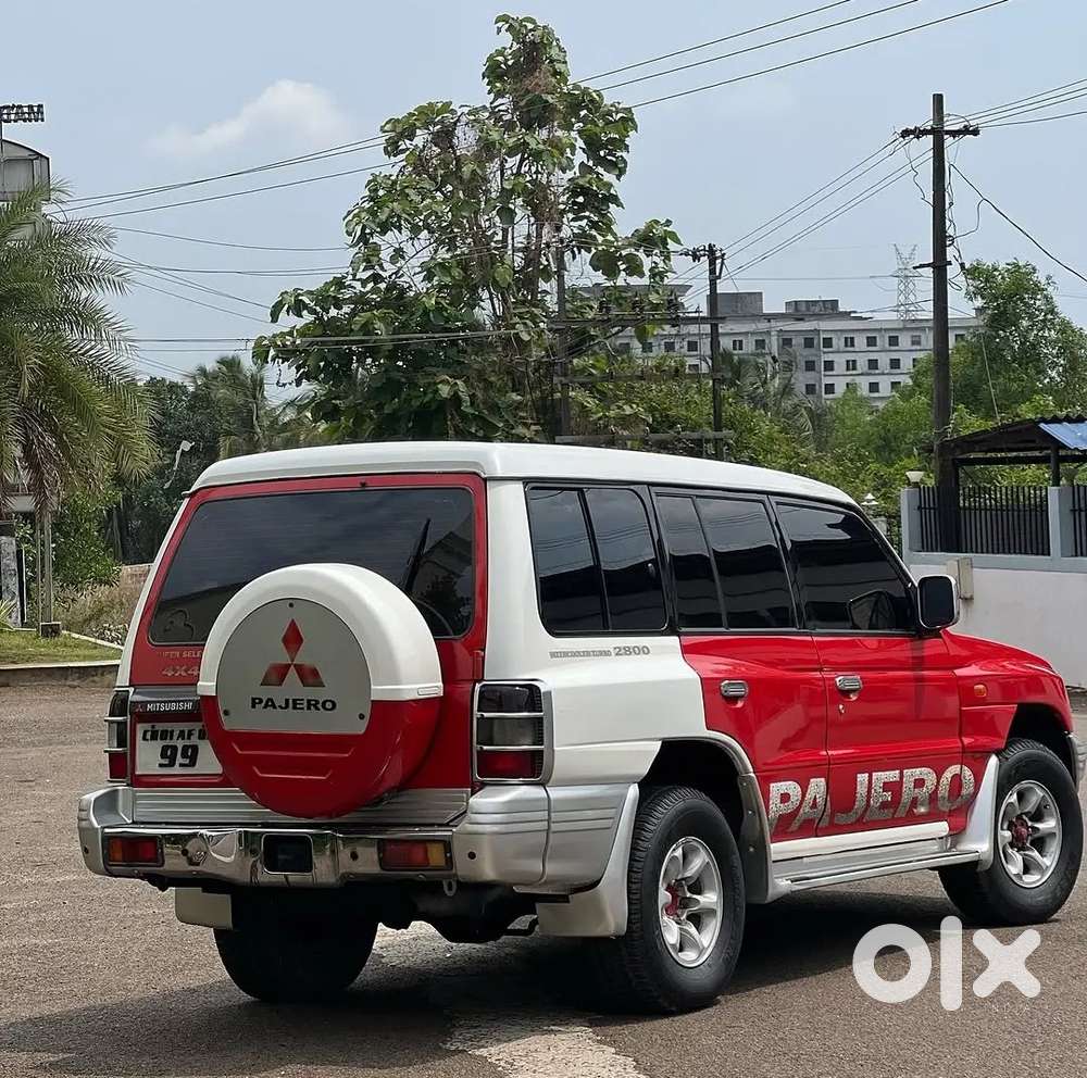 Mitsubishi Pajero Sfx 2011