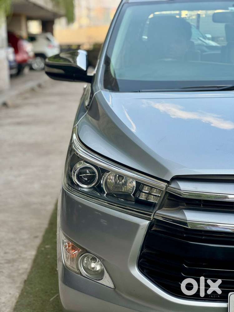 Toyota Innova Crysta 2.8 Z, 2016, Diesel