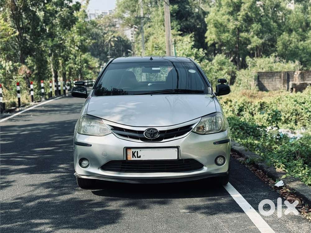 Toyota Etios Liva 2011 Petrol Manual