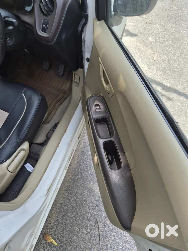 Honda Brio 2012 Petrol 80000 Km Driven