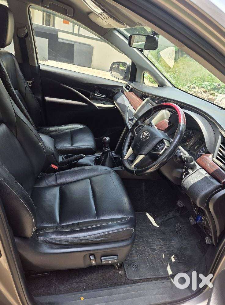 Toyota Innova Crysta 2.4 Z 7 Str, 2016, Diesel