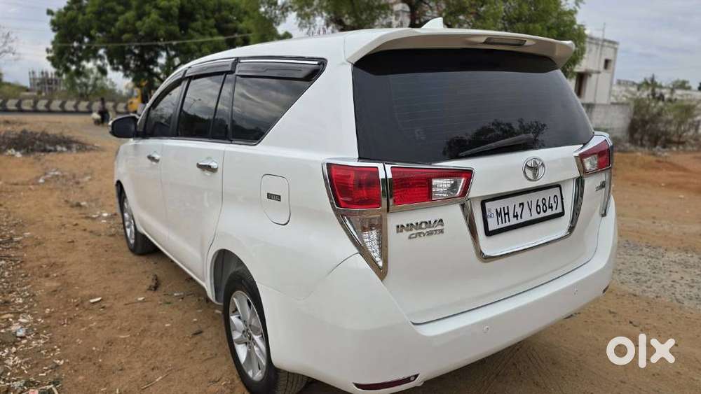 Toyota Innova Crysta 2.4 G Mt 7 Str, 2019, Diesel