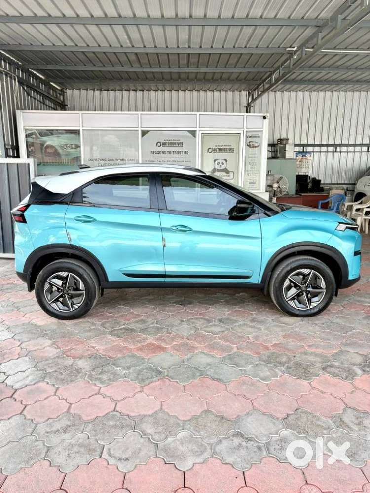 Tata Nexon Creative Plus 1.2 Revotron Petrol 6 Amt Dt, 2024, Petrol