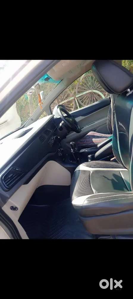 Mahindra Marazzo 2019