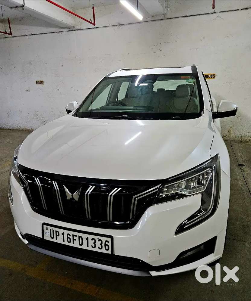 Mahindra Xuv700 Ax7 Top Model Awd - White