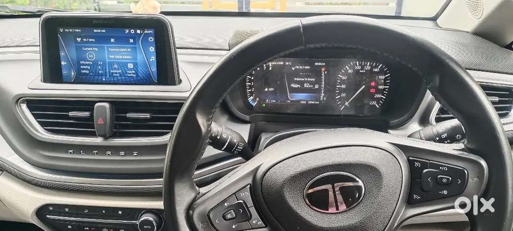 Tata Altroz 2024 Petrol 20000 Km Driven With Sun Roof